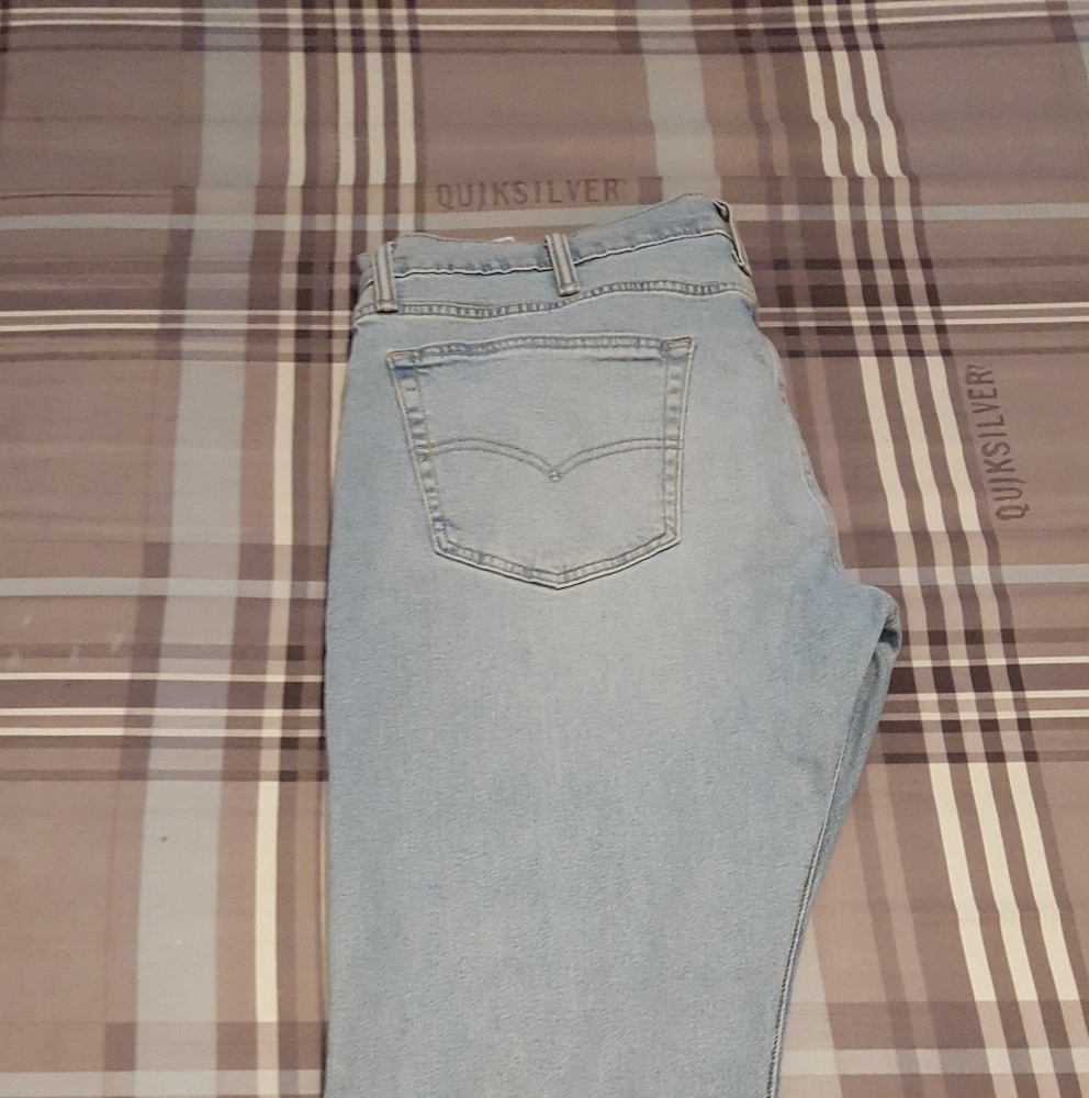 Straight jeans